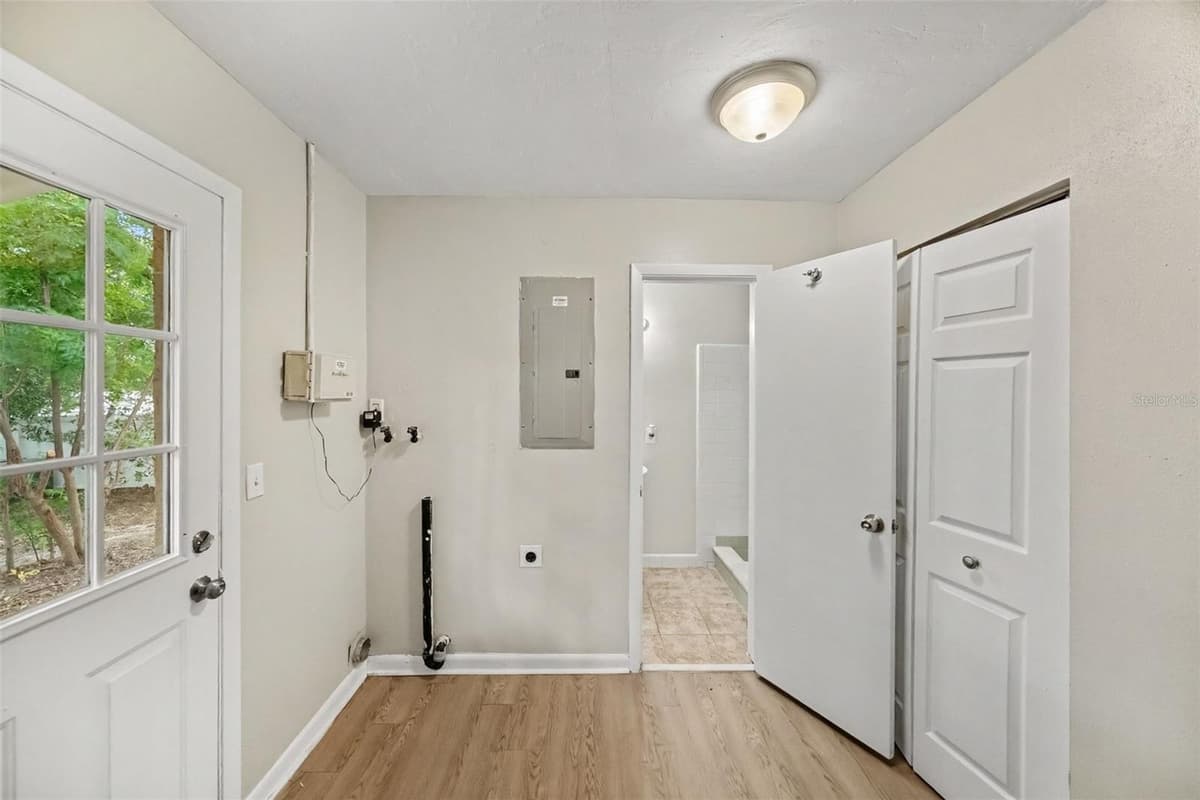 6925 TREEHAVEN DRIVE — photo 18 of 22