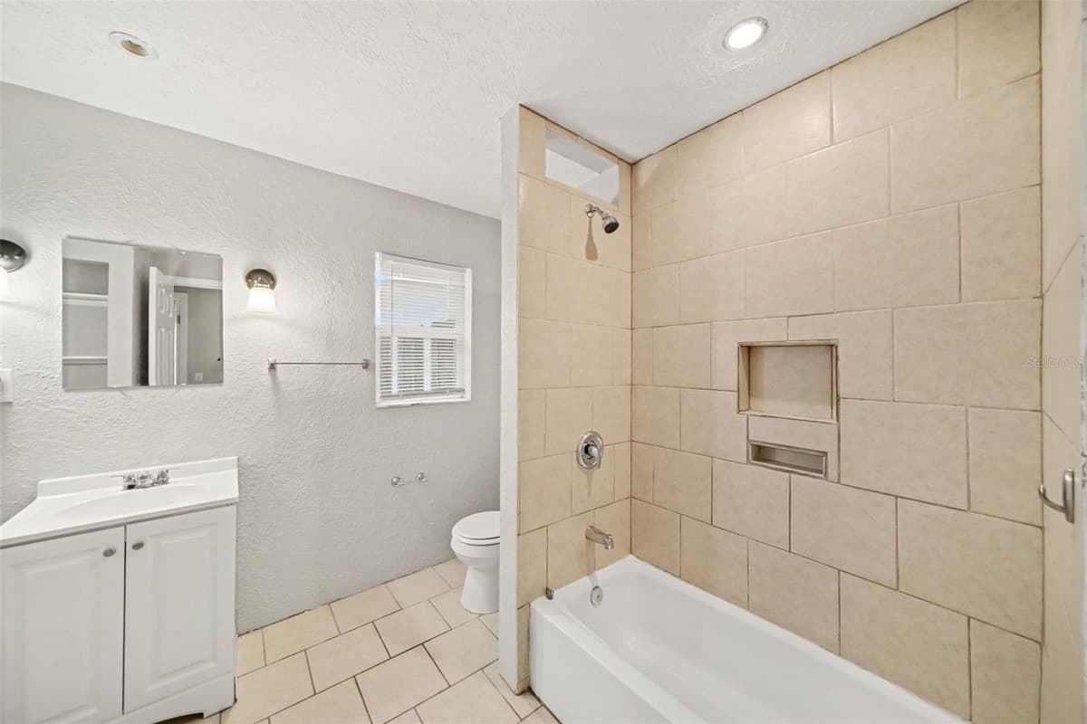 6925 TREEHAVEN DRIVE — photo 17 of 22