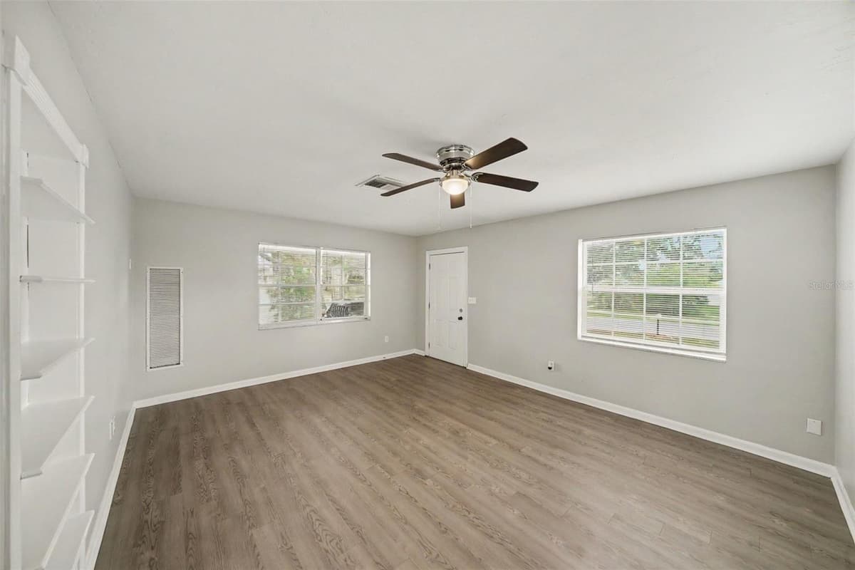 6925 TREEHAVEN DRIVE — photo 5 of 22