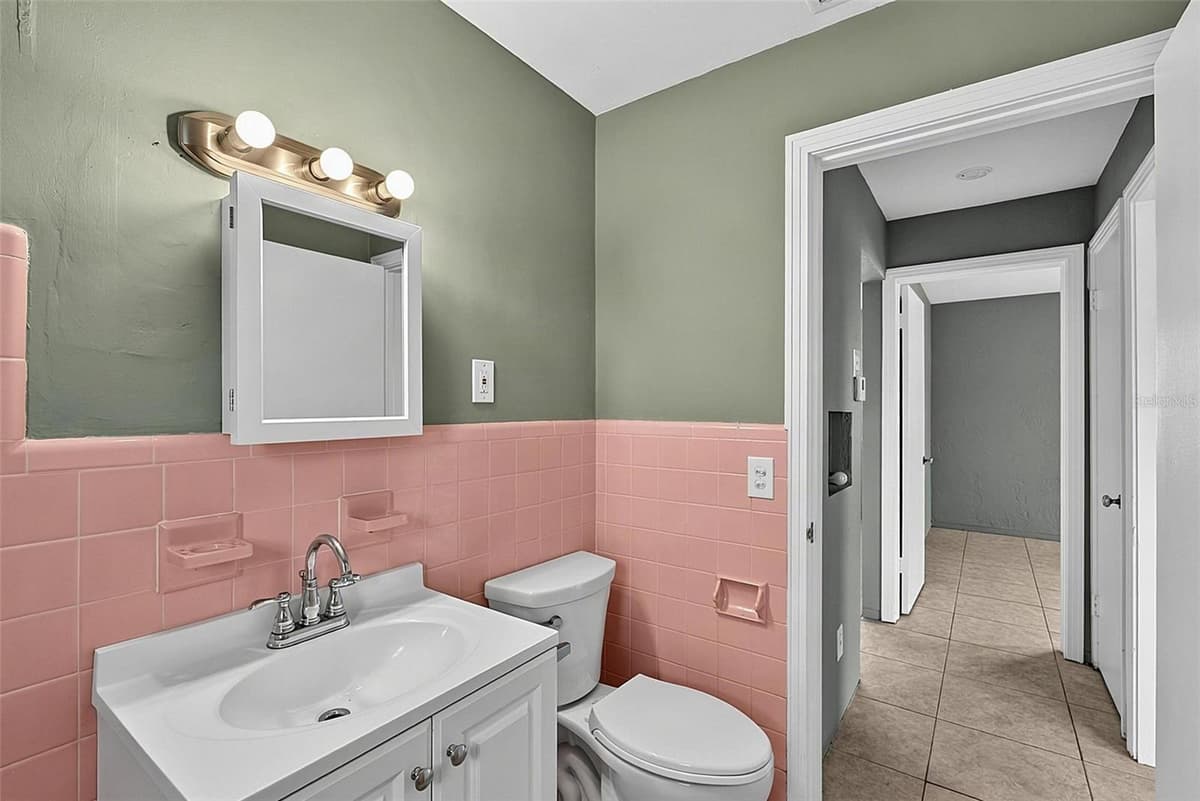 22 BEECHWOOD DRIVE — photo 40 of 59