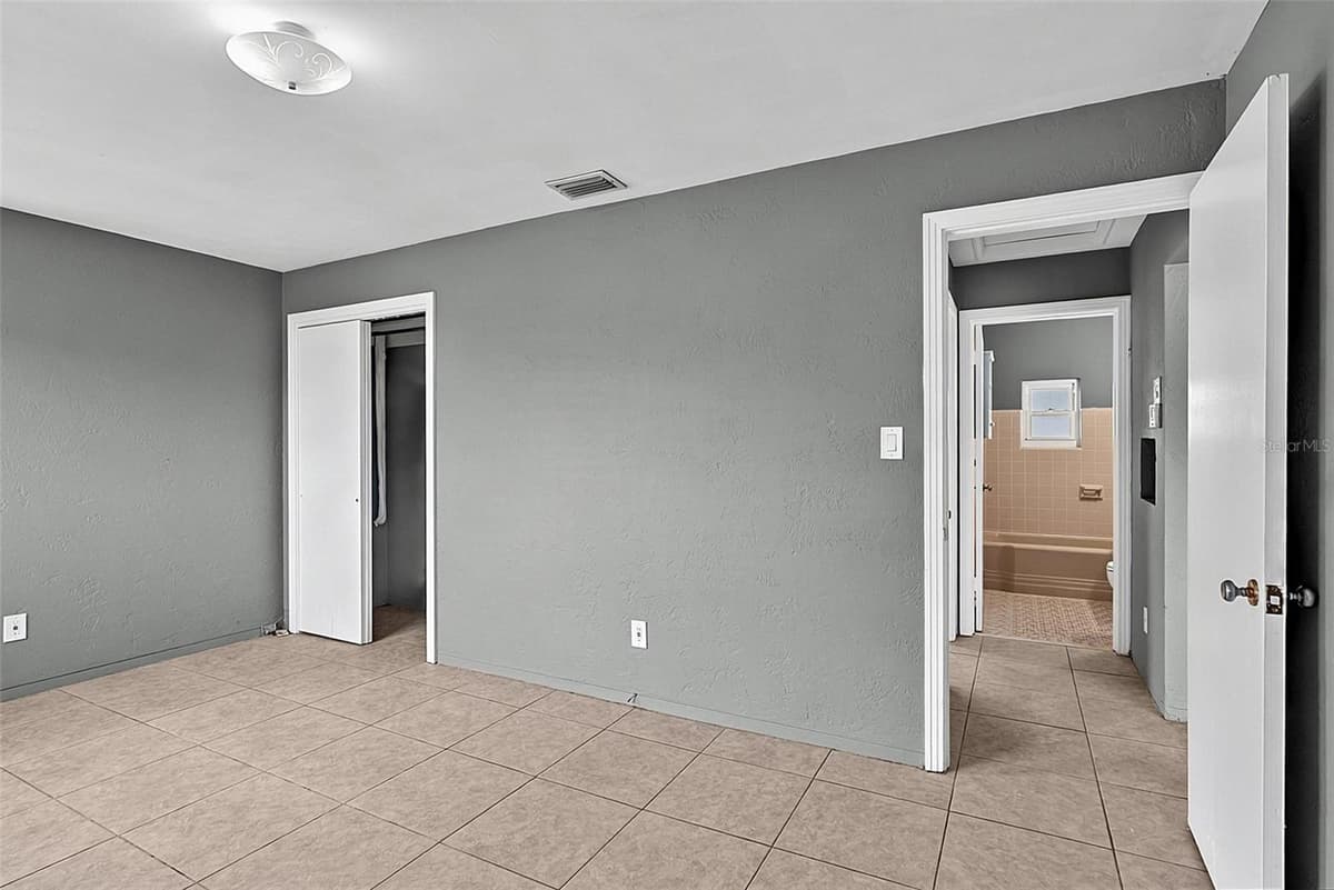 22 BEECHWOOD DRIVE — photo 31 of 59