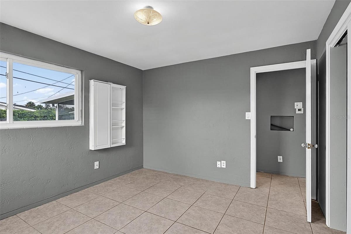 22 BEECHWOOD DRIVE — photo 38 of 59