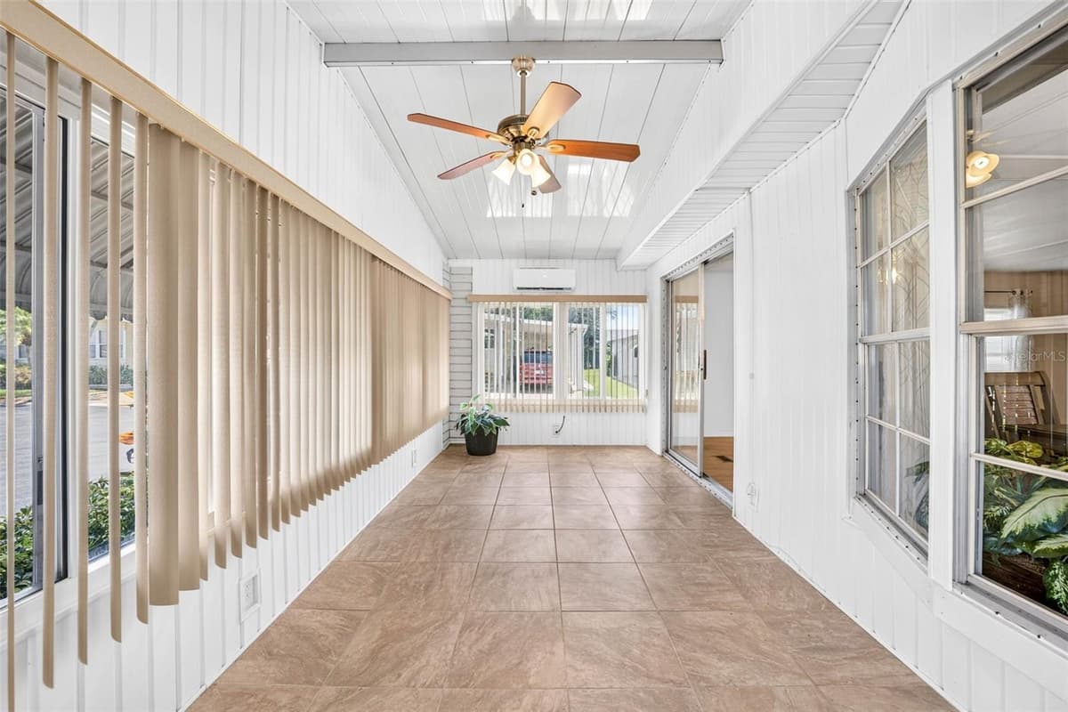12501 ULMERTON ROAD — photo 13 of 32