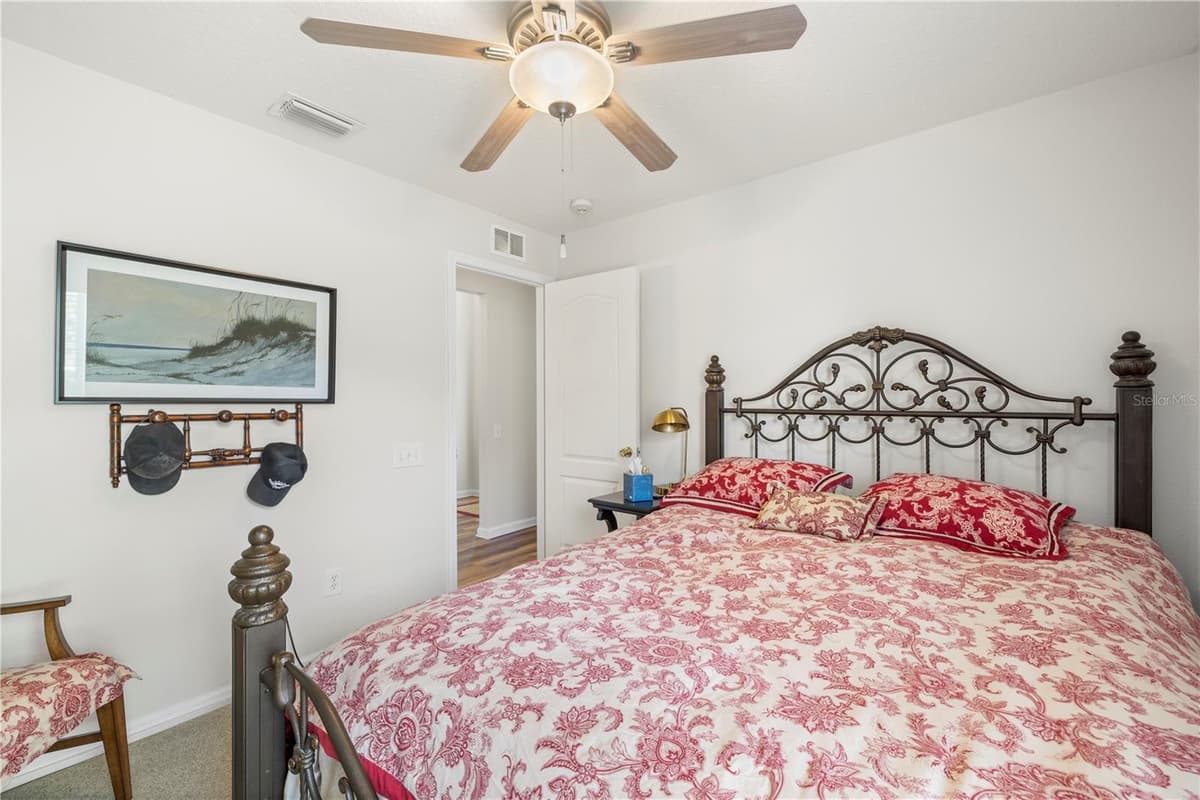 10234 HUNTERS HAVEN BOULEVARD — photo 21 of 44
