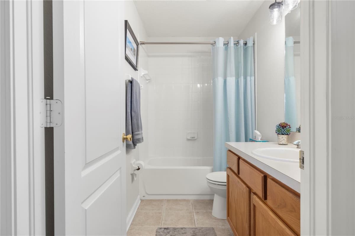 10234 HUNTERS HAVEN BOULEVARD — photo 29 of 44