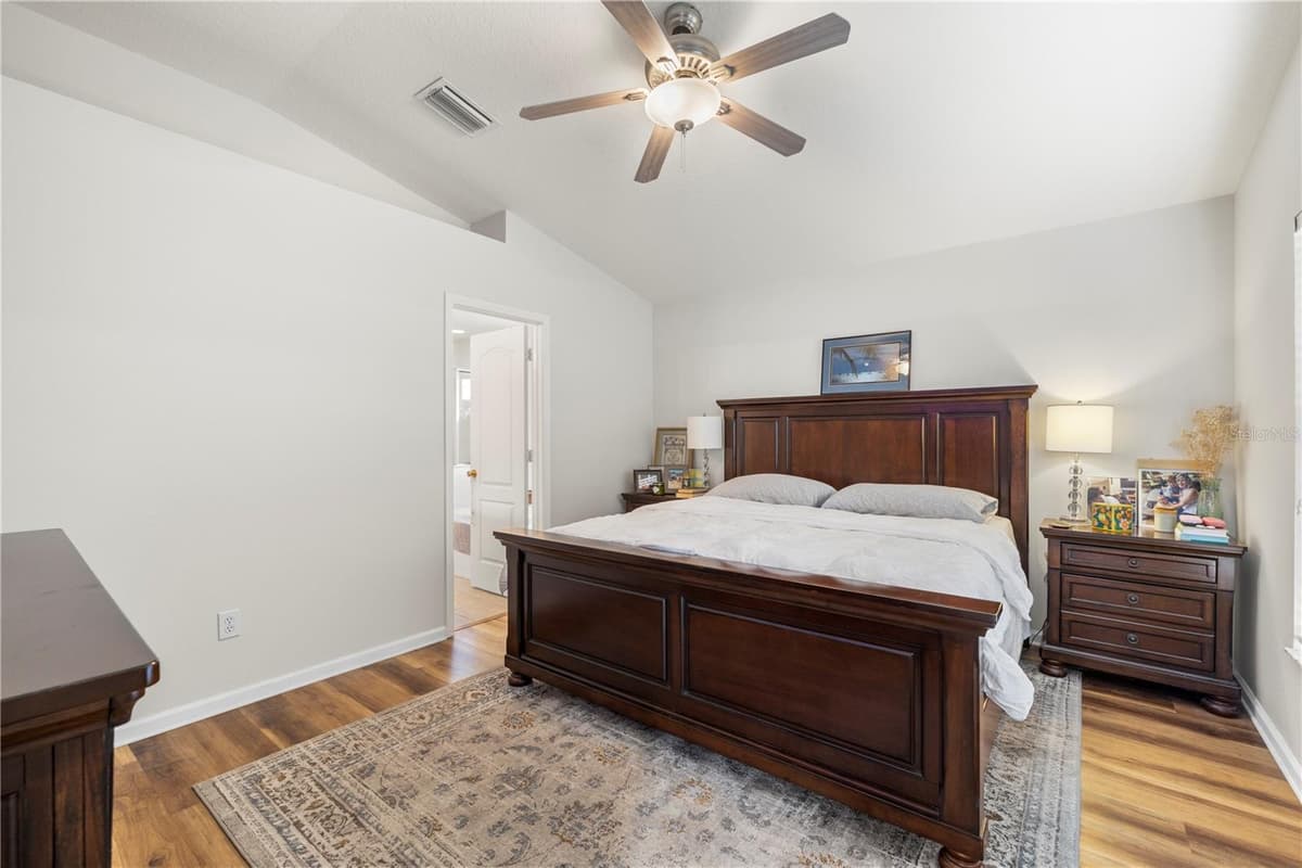 10234 HUNTERS HAVEN BOULEVARD — photo 23 of 44