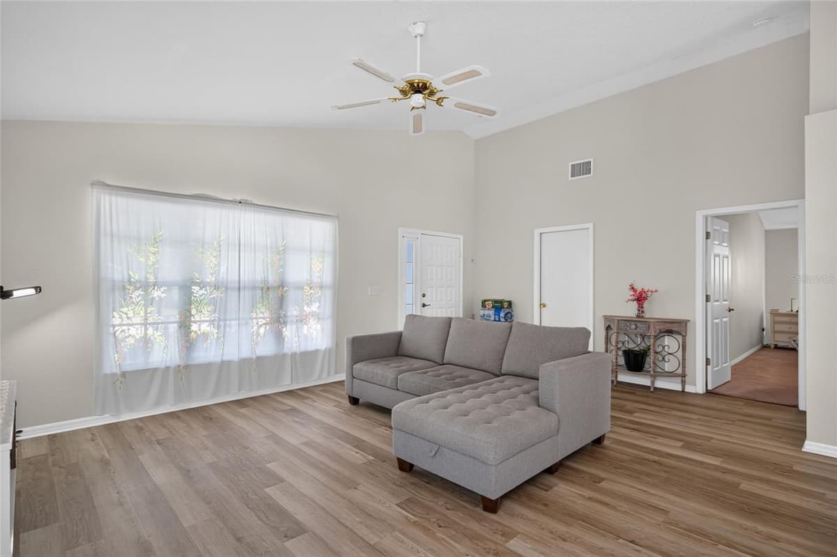 24331 CROSSCUT ROAD — photo 6 of 47