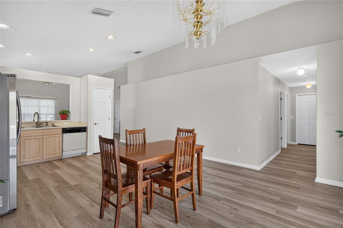 24331 CROSSCUT ROAD — photo 18 of 47