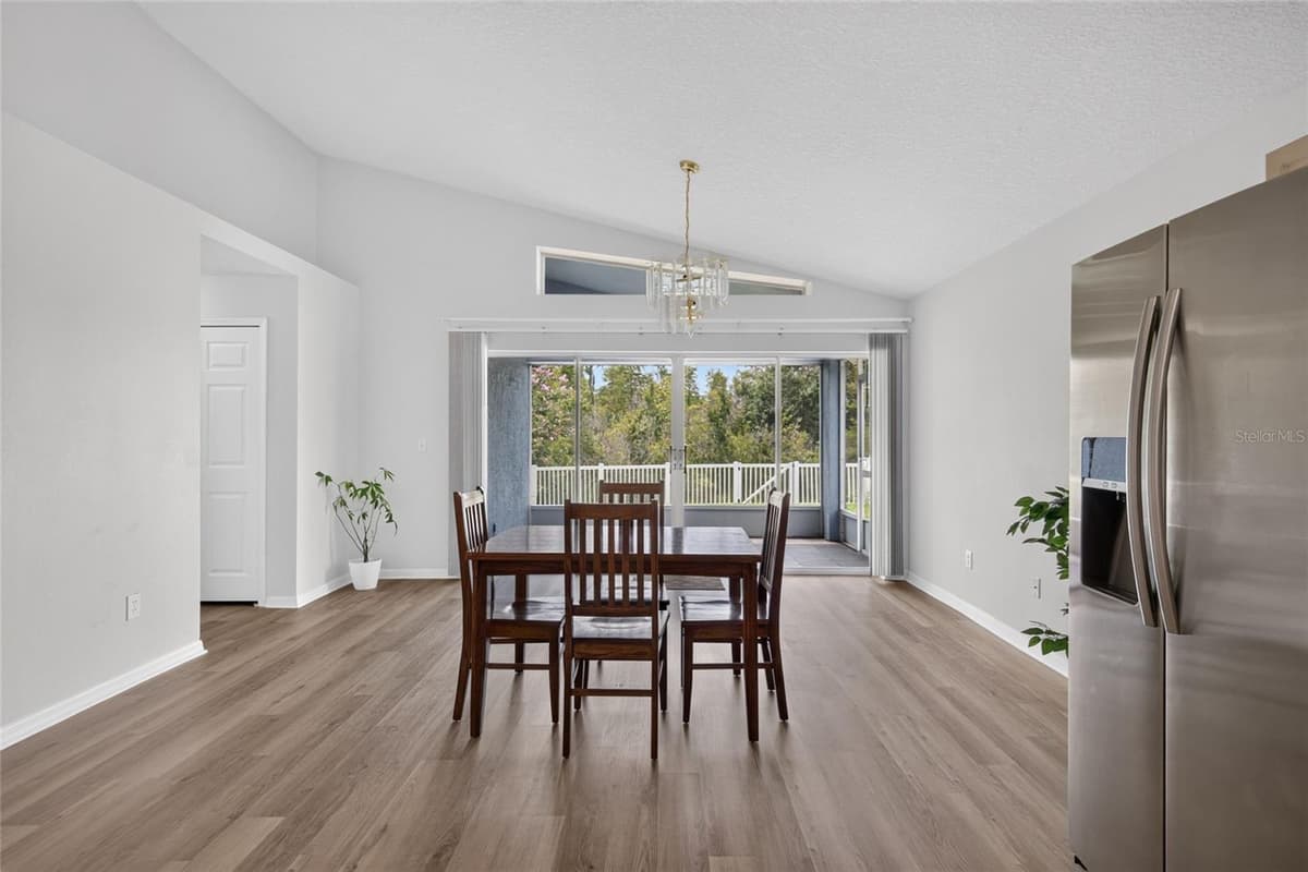 24331 CROSSCUT ROAD — photo 19 of 47