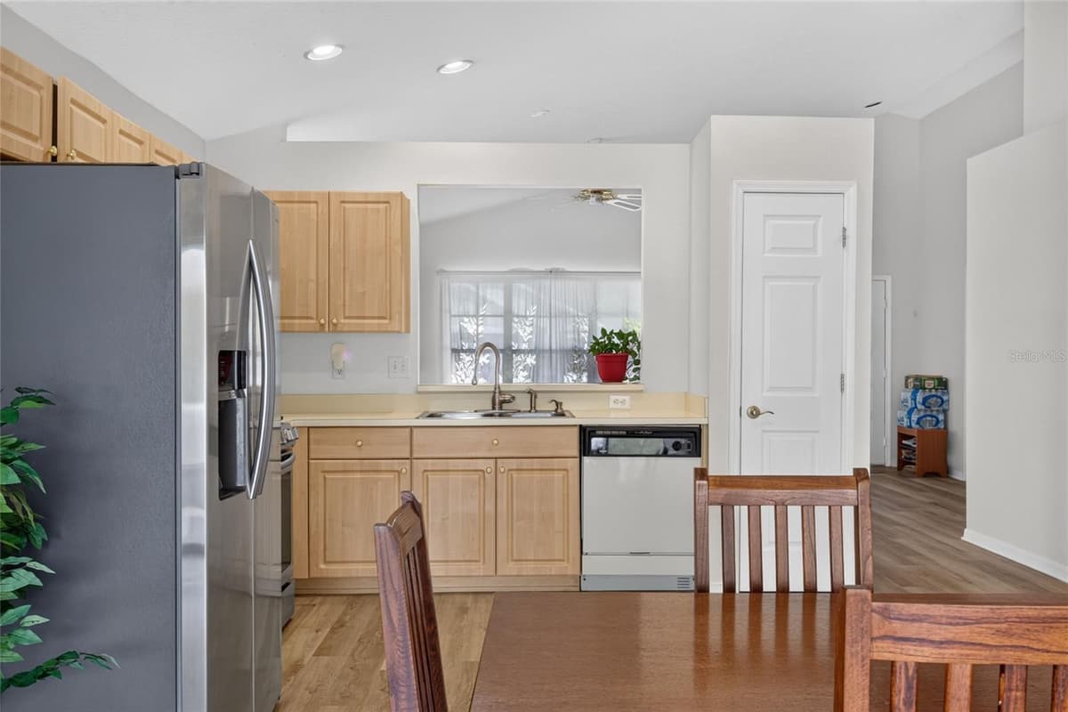 24331 CROSSCUT ROAD — photo 17 of 47