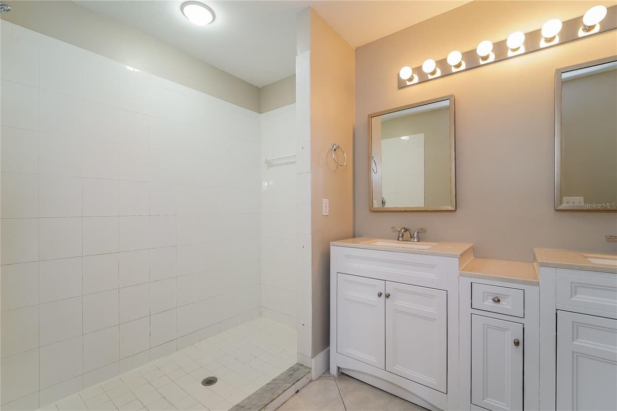 1743 HAZELTON AVENUE — photo 9 of 15