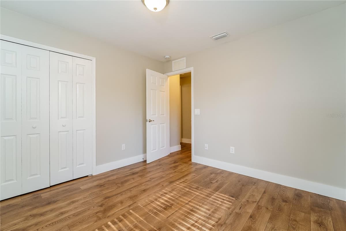 1743 HAZELTON AVENUE — photo 11 of 15