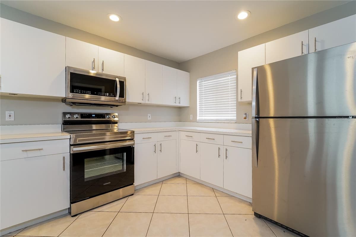 1743 HAZELTON AVENUE — photo 6 of 15