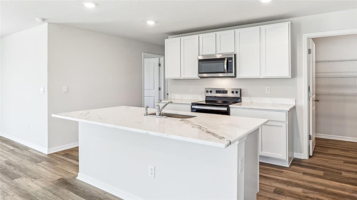 8837 CLEAR VIEW STREET — photo 5 of 23