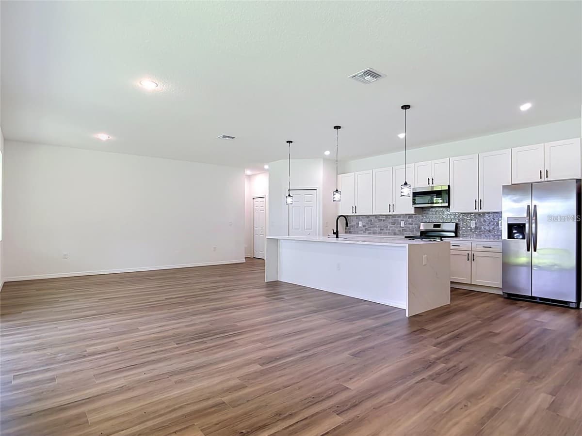 2607 SEAGULL LANE — photo 11 of 55