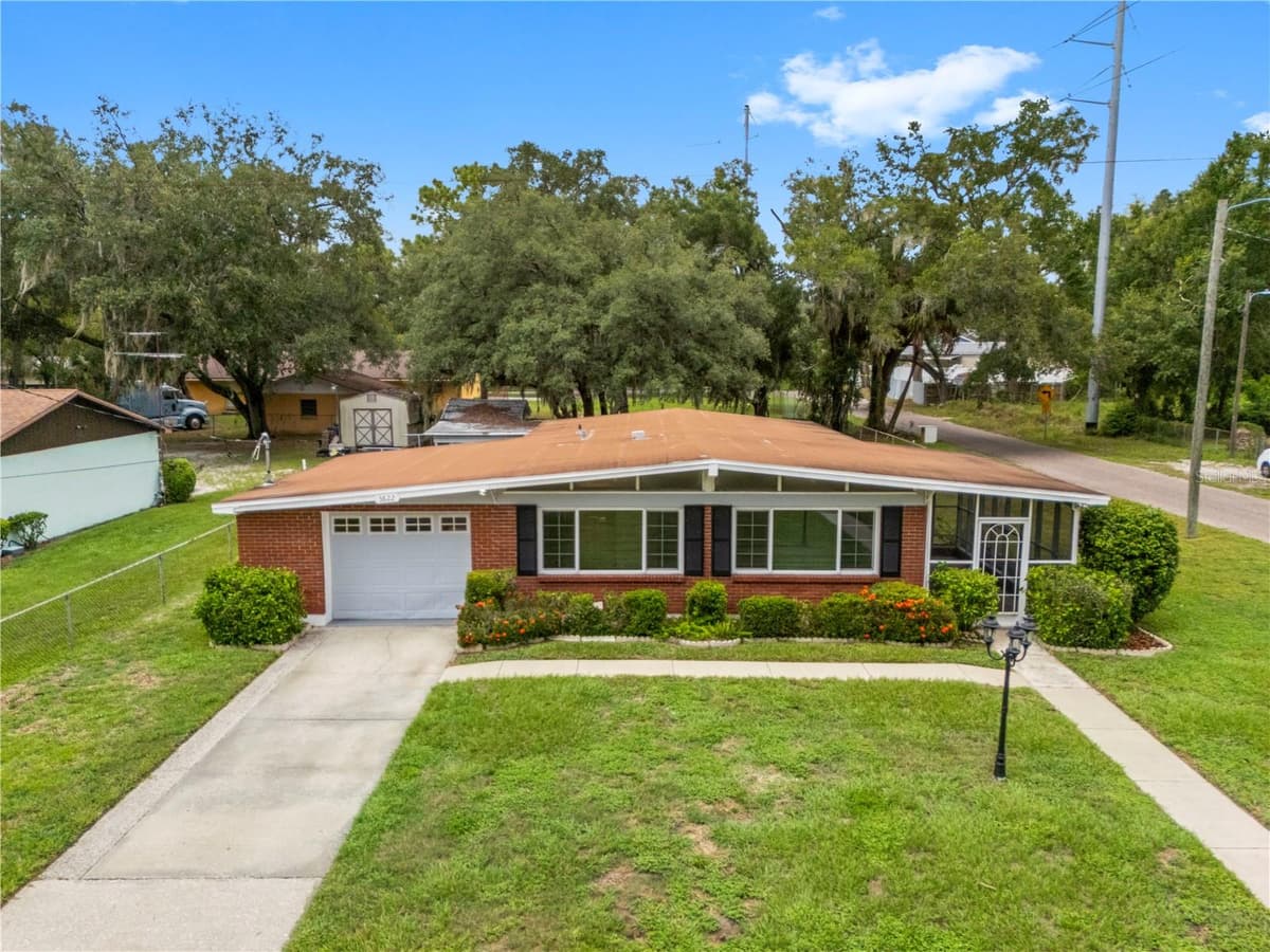 3622 LAMBRIGHT STREET — photo 33 of 45