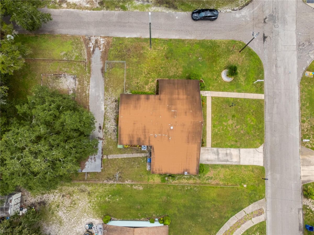 3622 LAMBRIGHT STREET — photo 40 of 45