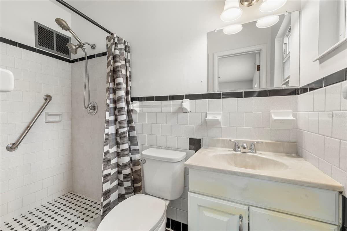 3622 LAMBRIGHT STREET — photo 27 of 45