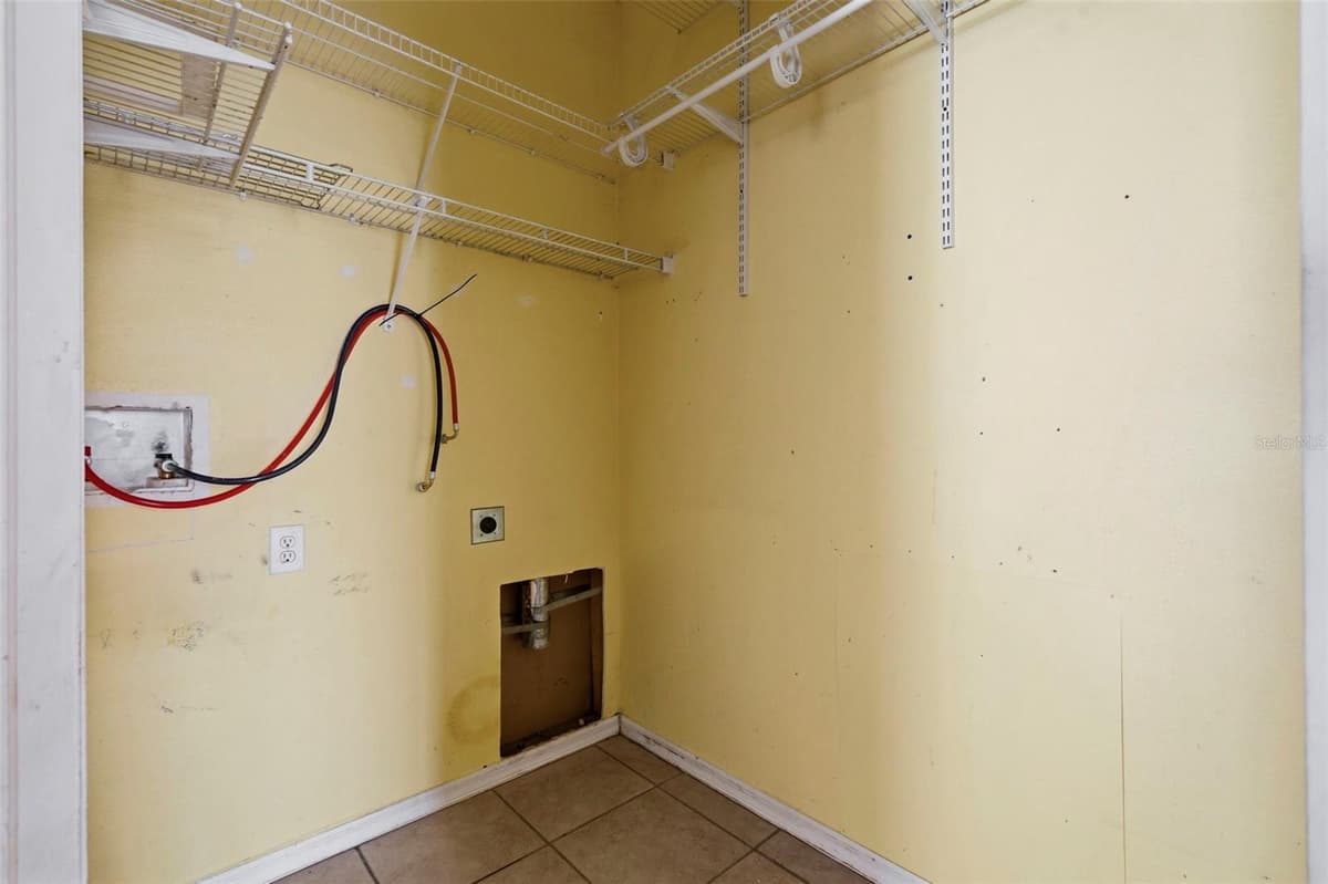 507 GREG STREET — photo 37 of 42