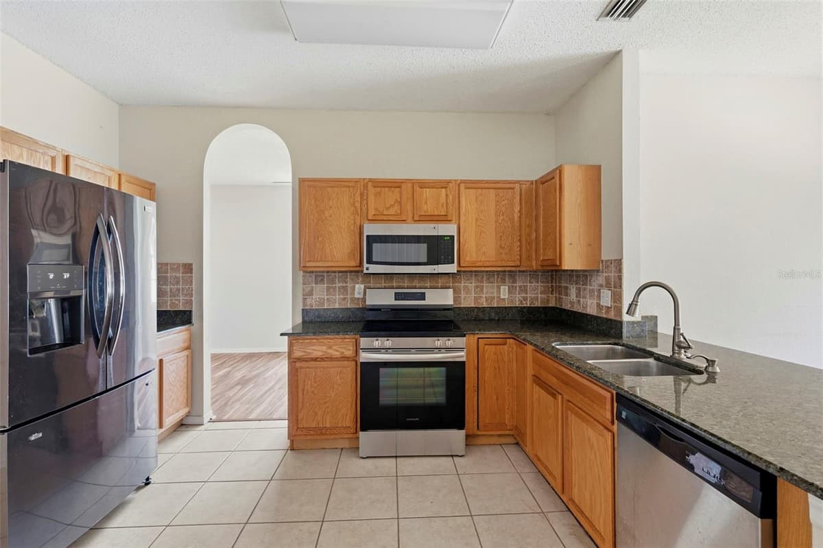 507 GREG STREET — photo 12 of 42