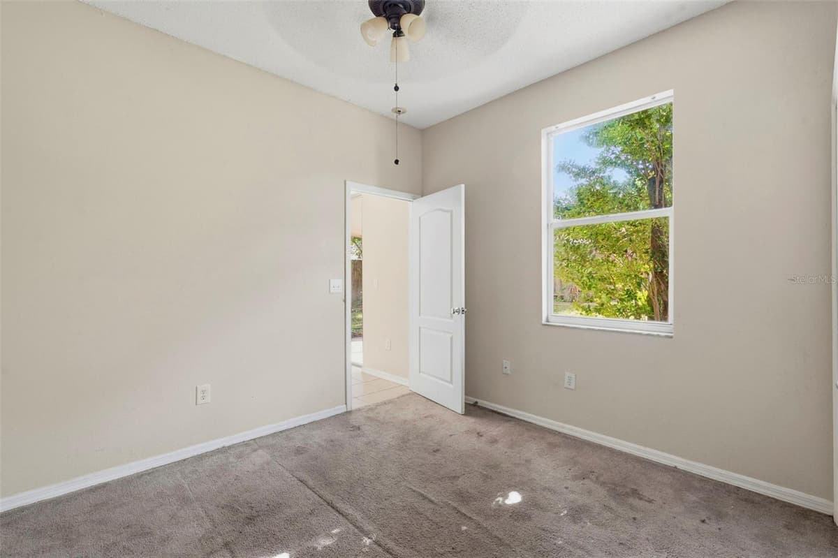 507 GREG STREET — photo 33 of 42