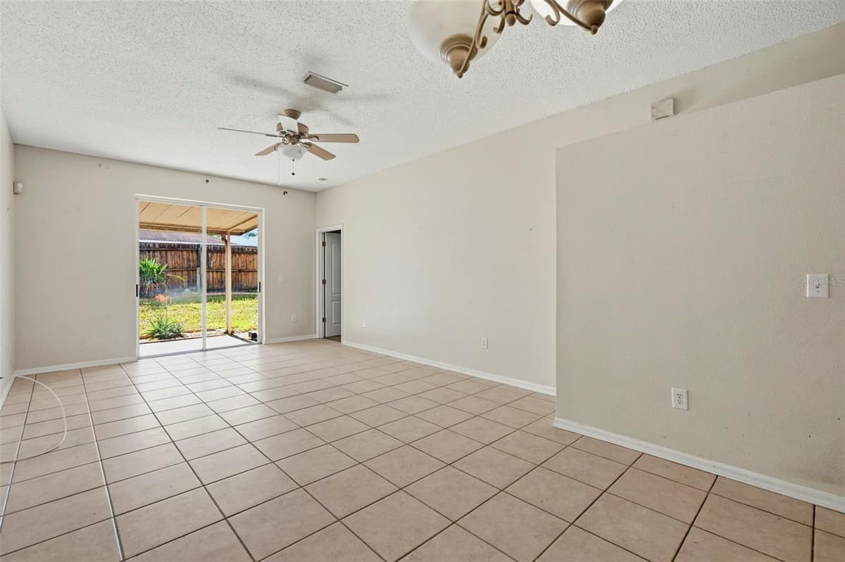 507 GREG STREET — photo 19 of 42