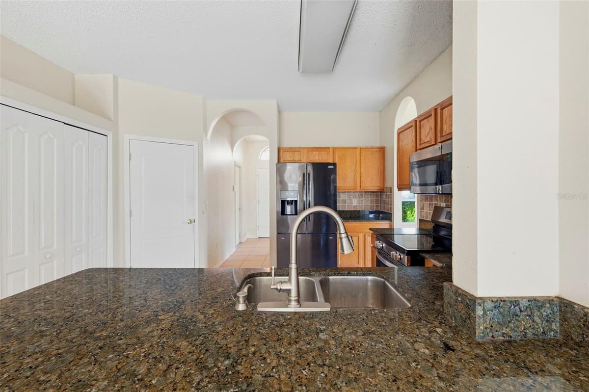507 GREG STREET — photo 15 of 42