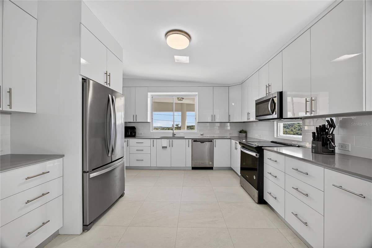 LOTE 15 CALLE ROBLES — photo 8 of 28