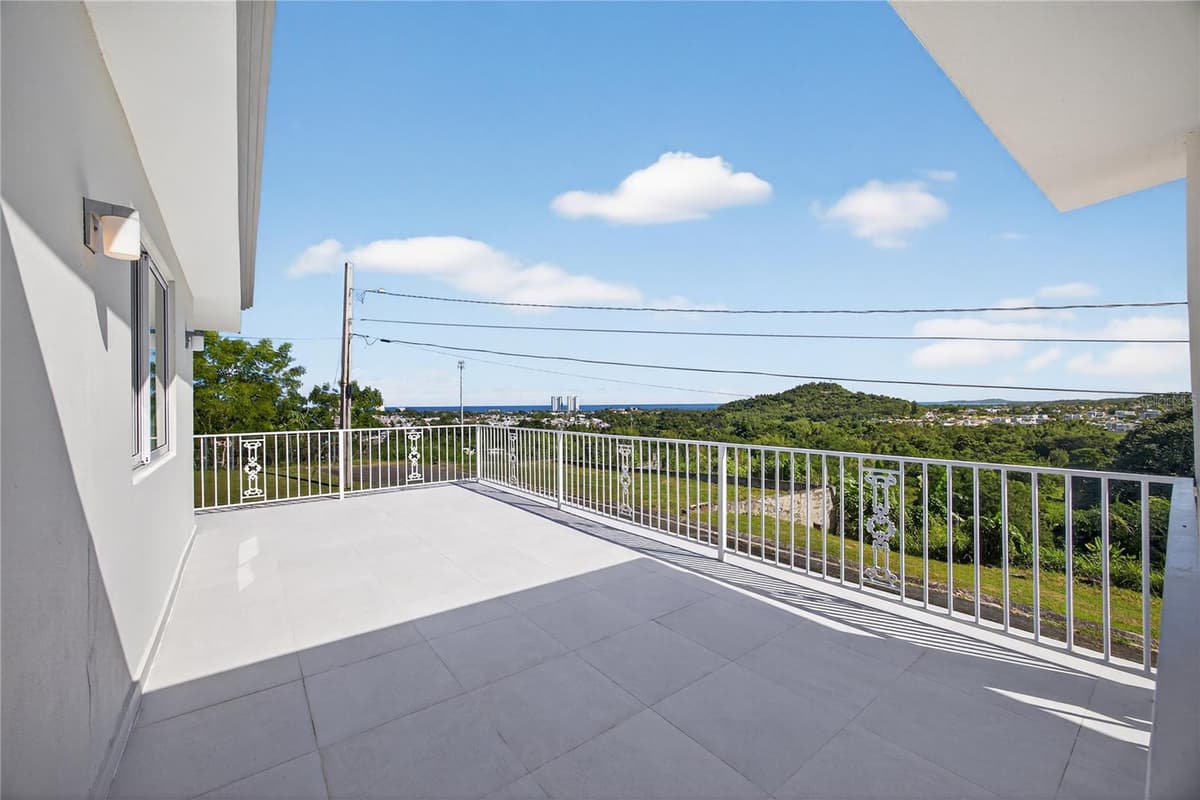 LOTE 15 CALLE ROBLES — photo 20 of 28