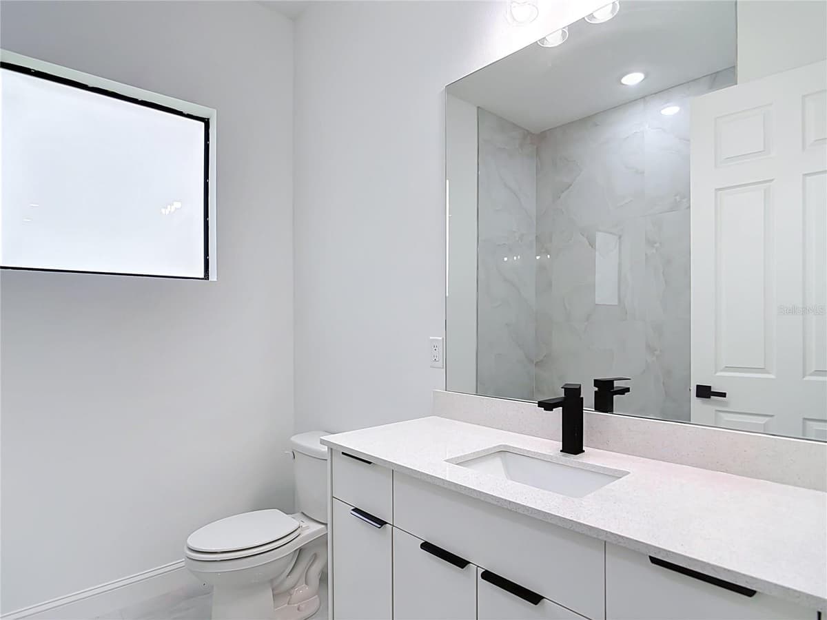 275 LECTURN STREET — photo 38 of 61