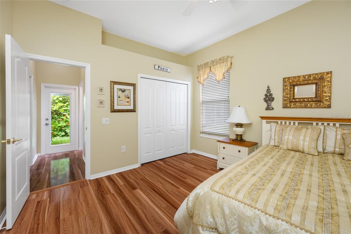 11421 STRATHAVEN COURT — photo 45 of 91