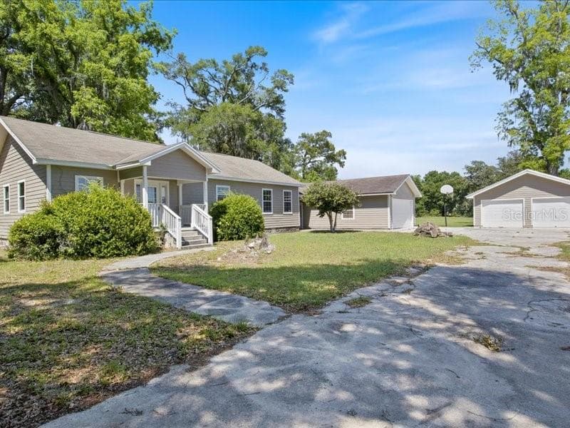 22429 US HIGHWAY 441 — photo 10 of 25