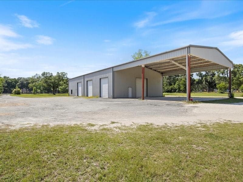 22429 US HIGHWAY 441 — photo 3 of 25