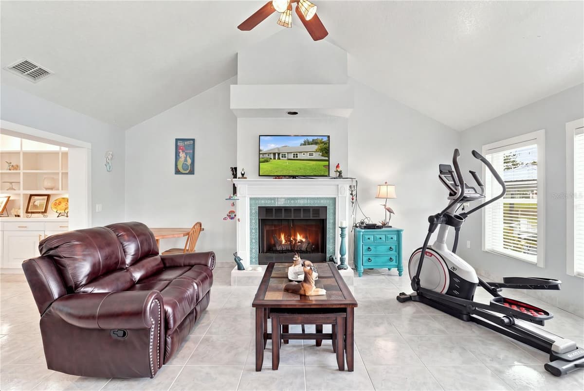 1520 PINWHEEL DRIVE — photo 12 of 42