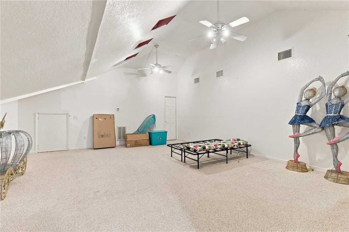 1520 PINWHEEL DRIVE — photo 16 of 42