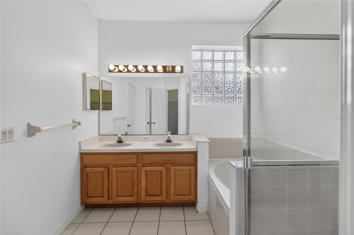 923 TORREY PINE DRIVE — photo 16 of 35
