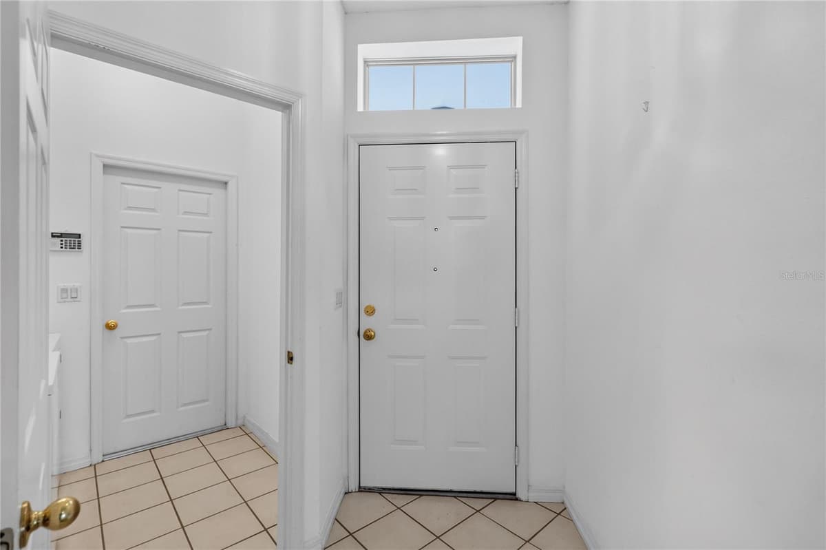 923 TORREY PINE DRIVE — photo 12 of 35