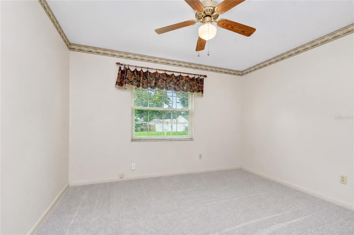 2205 MALIBU DRIVE — photo 20 of 33