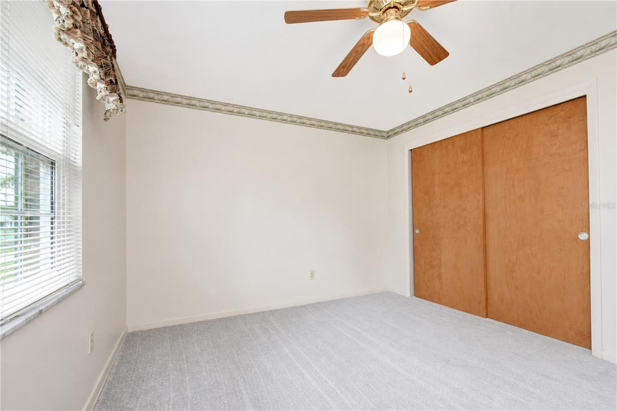2205 MALIBU DRIVE — photo 21 of 33