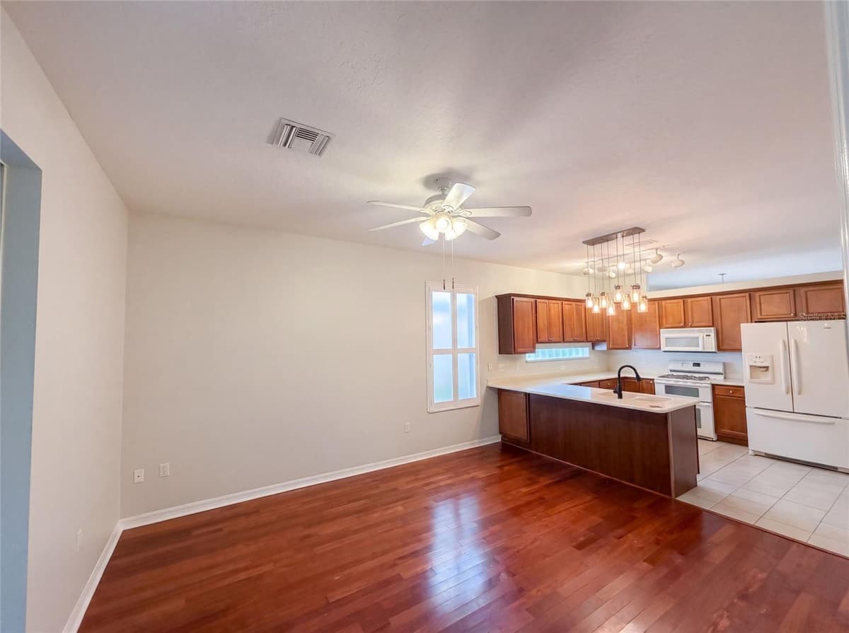 33450 IRONGATE DRIVE — photo 9 of 23
