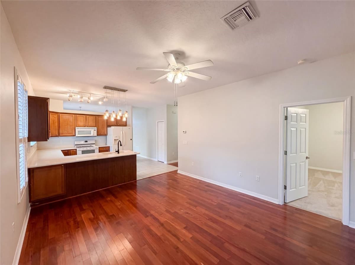33450 IRONGATE DRIVE — photo 3 of 23