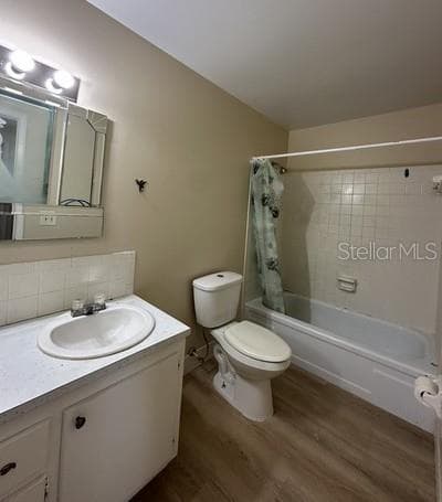 100 EL CAMINO DR — photo 17 of 37