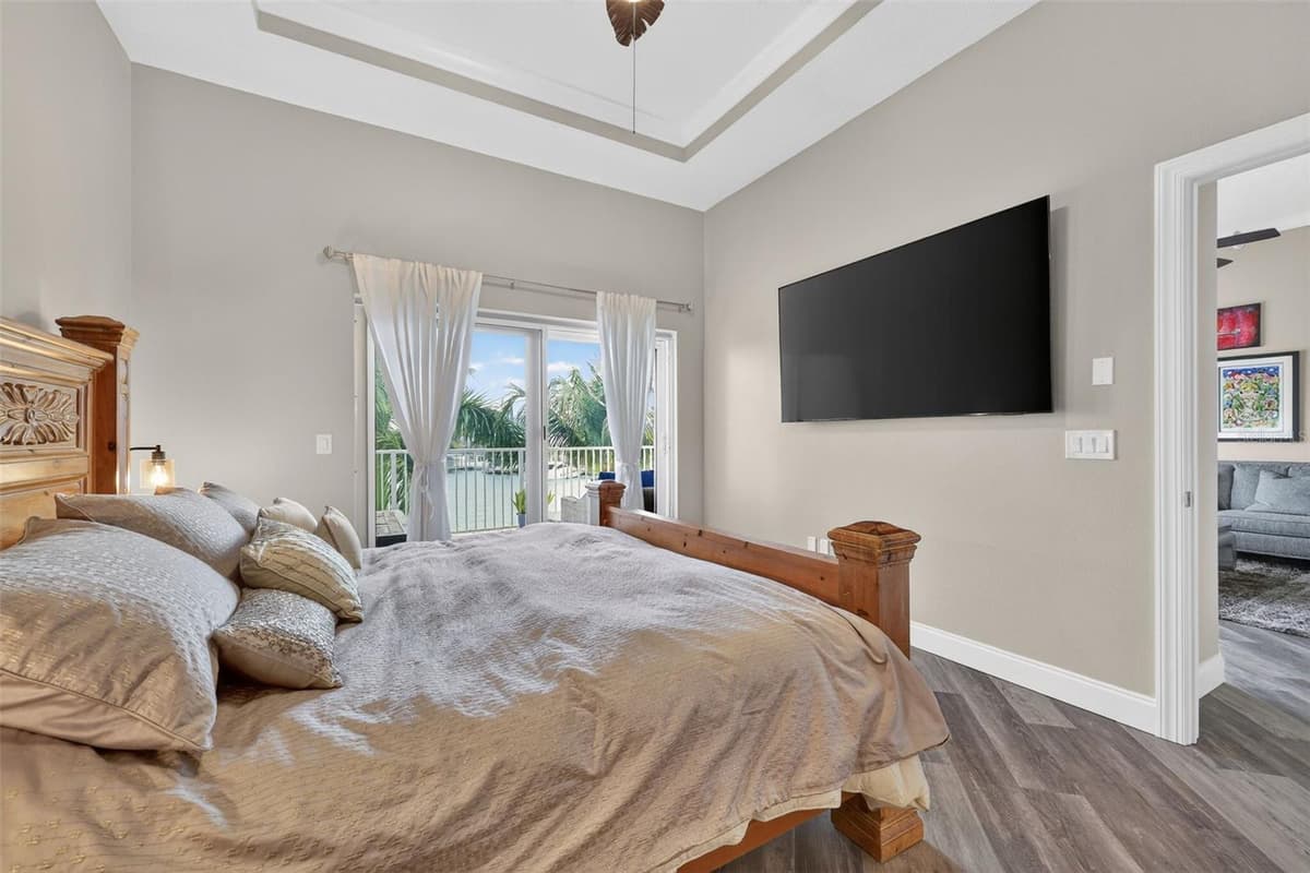 205 BRIGHTWATER DRIVE — photo 19 of 42