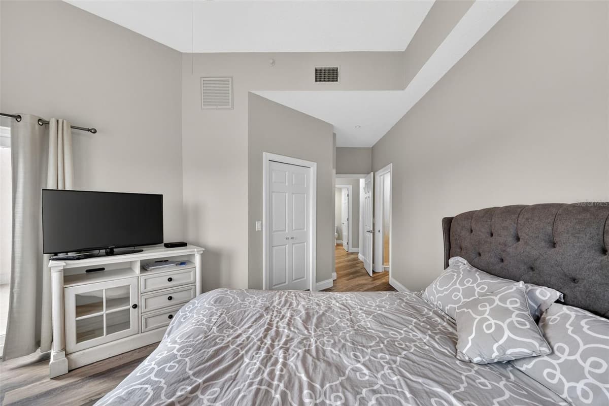 205 BRIGHTWATER DRIVE — photo 26 of 42