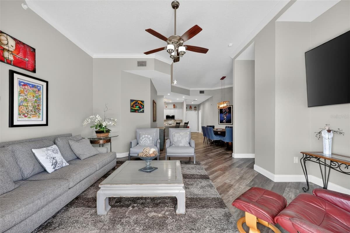 205 BRIGHTWATER DRIVE — photo 11 of 42