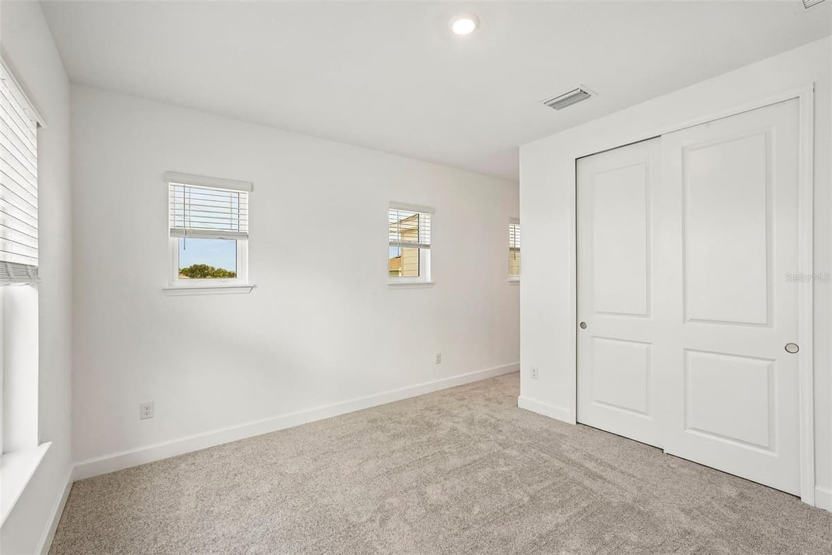 7024 FOXBORO WAY — photo 27 of 49