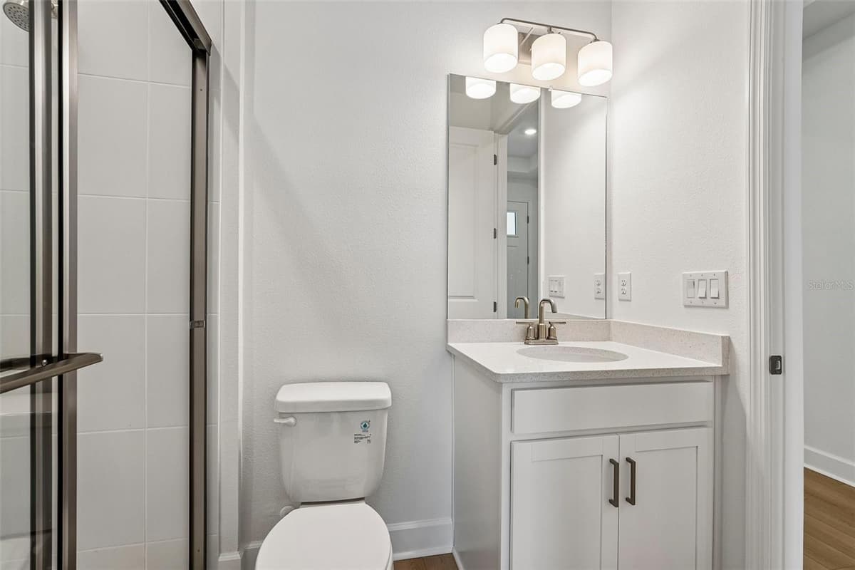 7024 FOXBORO WAY — photo 15 of 49