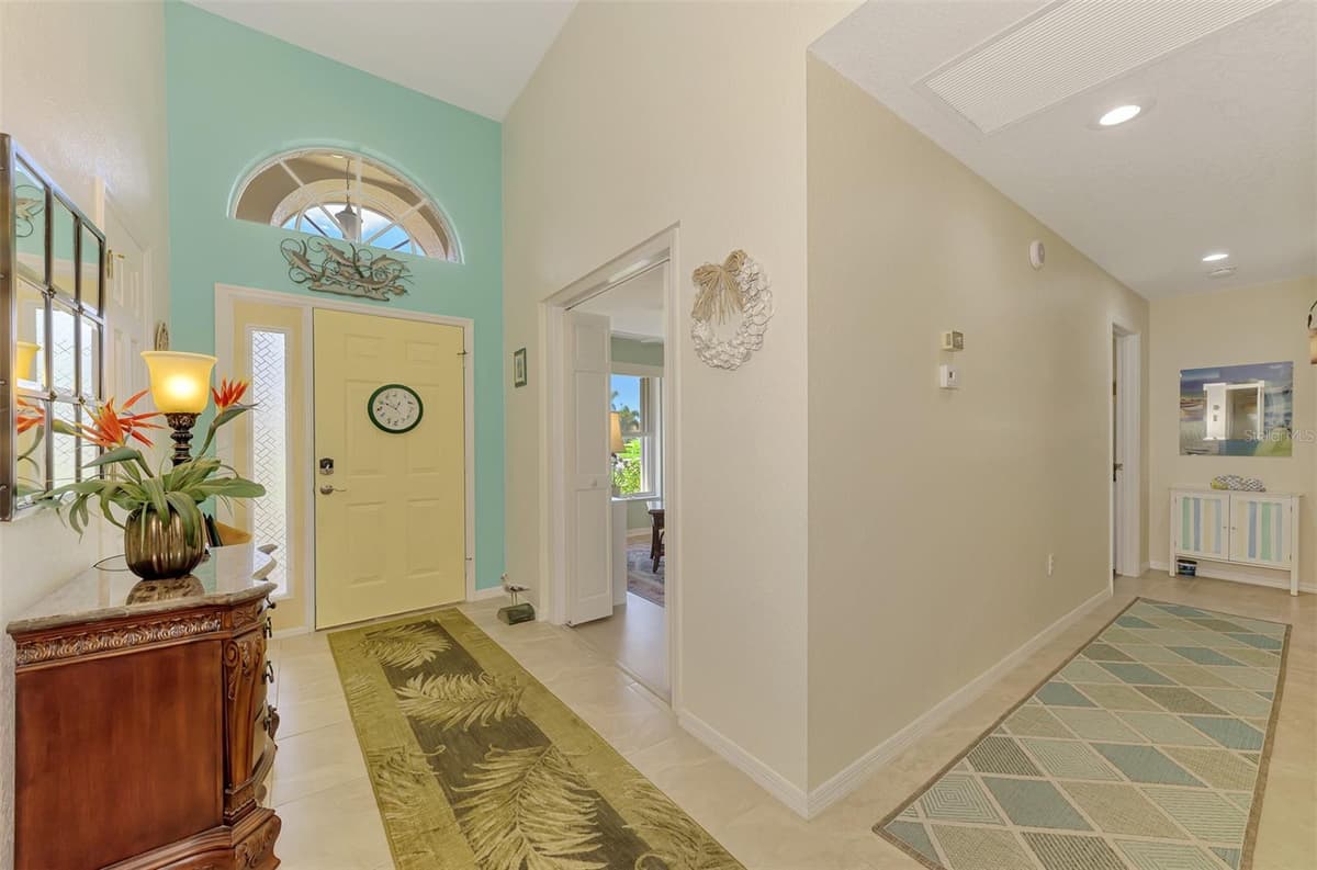 8252 PARKSIDE DRIVE — photo 11 of 82
