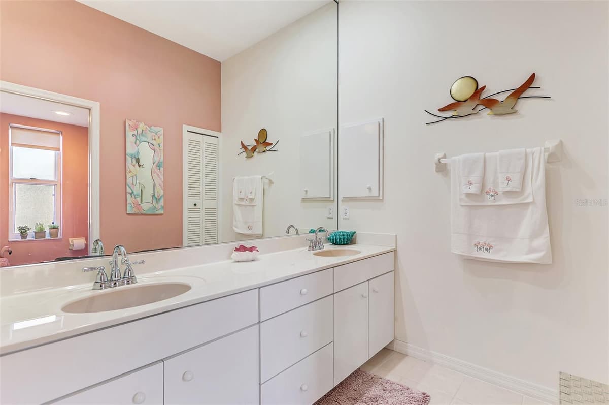 8252 PARKSIDE DRIVE — photo 39 of 82