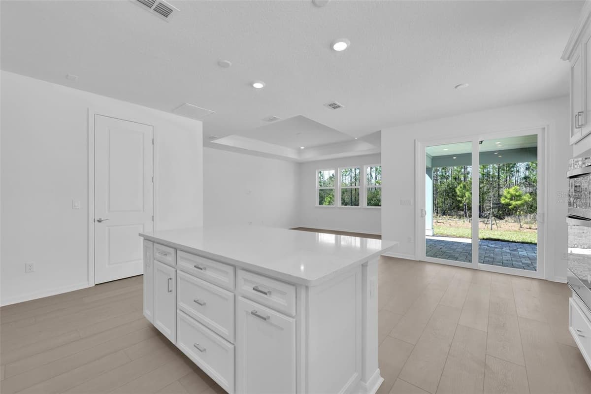 83 LAKE MANATEE DRIVE — photo 27 of 37